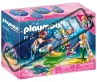playmobil-magic-70100-rodina-s-kocarkem-z-musle-109543.png